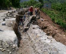 Muro de contención en camino Yecuatla-Cuatitlan