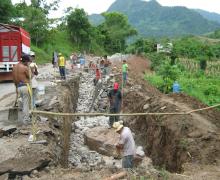 Muro de contención en camino Yecuatla-Cuatitlan