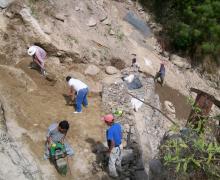 Muro de contención en camino Quimixtlan